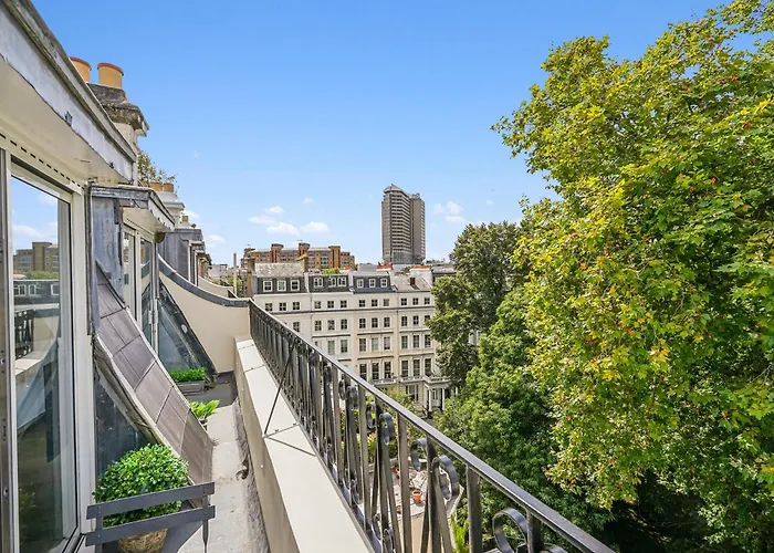 The Harrington - Gloucester Road - 4 Cornwall Gardens London